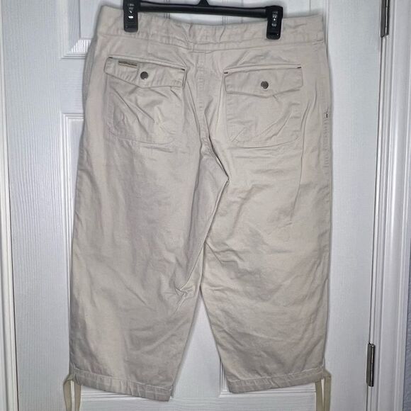 Walt Disney World Capri pant Sz off white Sz Medium - Picture 3 of 12